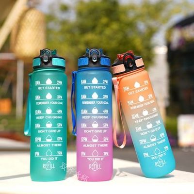 acheter Bouteille d'eau sportive portable étanche à 32 oz Bouteille d'eau réutilisable avec marqueur de temps motivationnel et ceinture de transport online manufacture