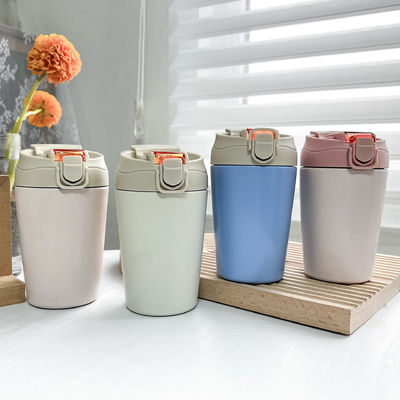 acheter Nouveau couvercle à flip Internet-pop Coupe Compact et pratique Coupe d'eau isolée et paille online manufacture