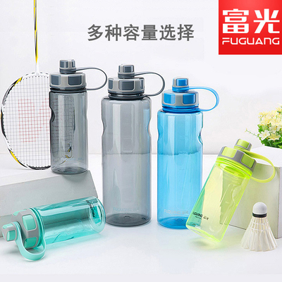 acheter Conception humanisée Bouteille d'eau de 1500 ml Grand espace portable en plastique surdimensionné Bouteille d'eau de 1,5 litre avec poignée Utilisation multifonctionnelle online manufacture