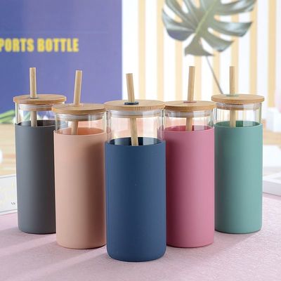 Magnifique esthétique boîte en verre en forme de tasse en verre tasse à café avec couvercle en bambou de paille pour bureau grande capacité facile à utiliser dans la vie quotidienne