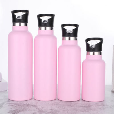 Bouteille d'eau sportive portable 600ml Double couche isolée en acier inoxydable Coupe noire Pour les activités de remise en forme en plein air