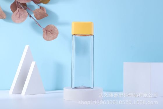 Fabrique en gros 500 ml de tasses d'eau extérieures avec tuyau de thé pour la préparation du thé