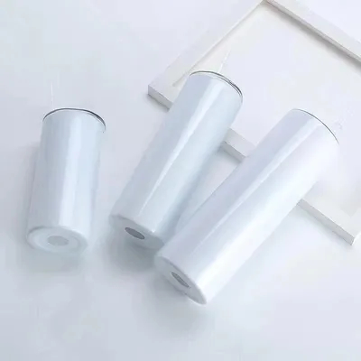 Bouteilles d'eau de sublimation en vrac 20 oz Légères minces en acier inoxydable à double paroi isolées Bouteilles d'eau de sublimation vides avec couvercle